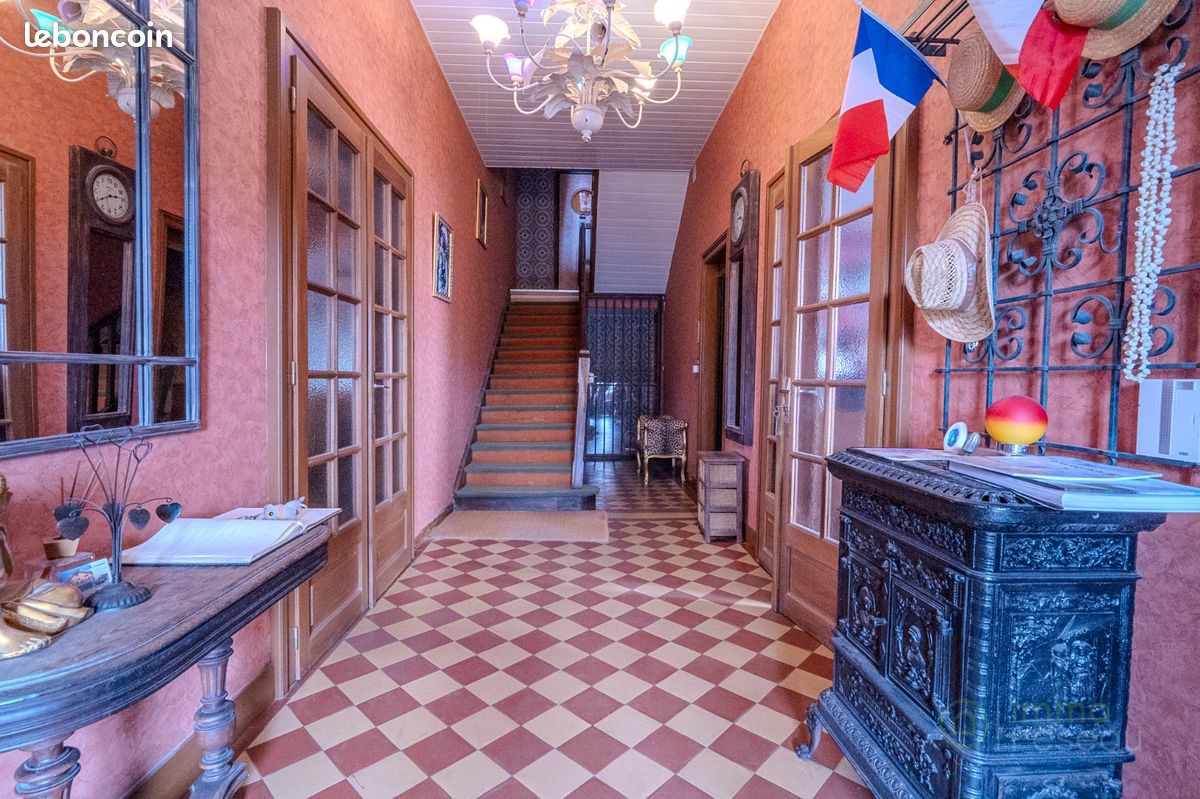 Maison 14 pièces 453 m² · à Fresnes-en-Woëvre · 453 m² · 480 000 €