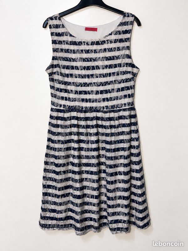 Robe rayée bleu marine et blanche | Taille 40 (image 2)