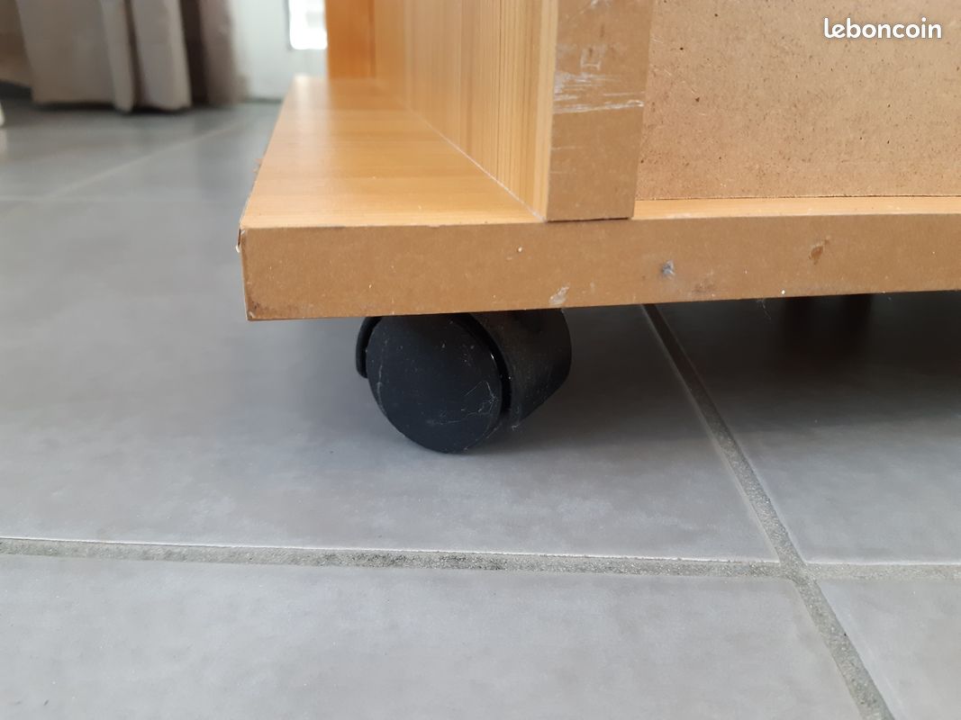 Meuble TV à roulettes (image 6)