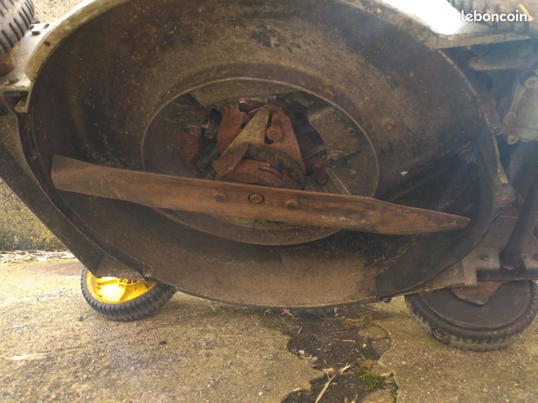 Tondeuse John Deere GX14SB (image 5)