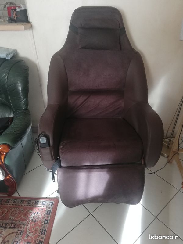 Fauteuil médical (image 1)