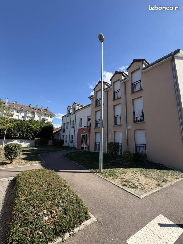 Appartement 4 pièces 91 m² · à Troyes · 91 m² · 885 €/mois