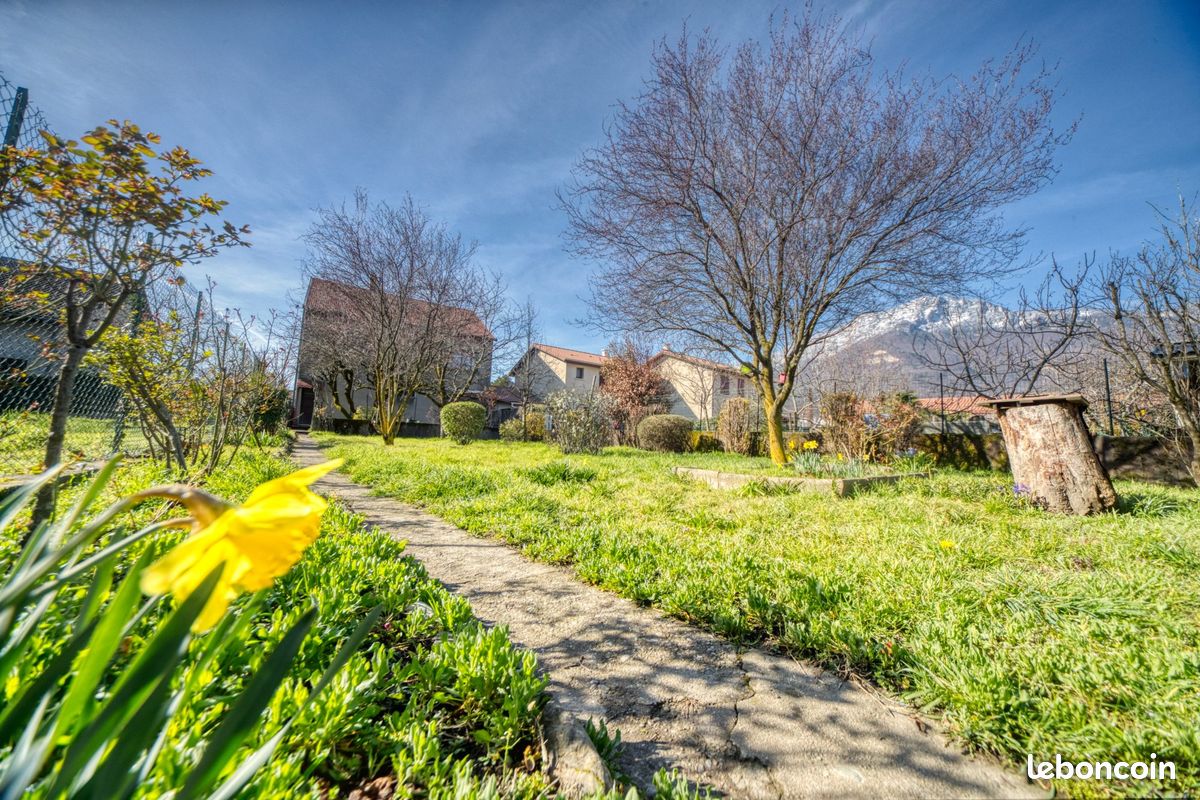 Maison 4 pièces 130 m² · à Échirolles · 130 m² · 295 000 €