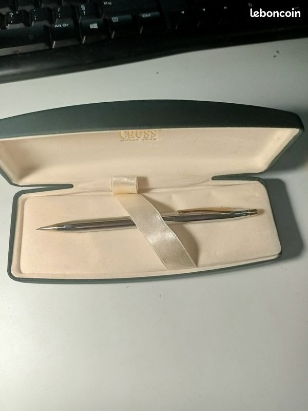 Porte-mines De Prestige CHAUMET - Laque Marron - Neuf De Stock Dans Son Coffret - Modèle Captivant