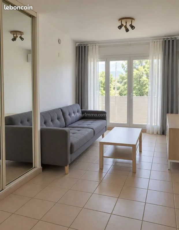 Appartement 3 pièces 51 m² · à Aubagne · 51 m² · 990 €/mois