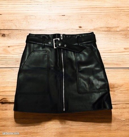 Veste Femme Noire Jennyfer Avec Ceinture - Taille S, Coupe Courte, Occasion Très Bon état