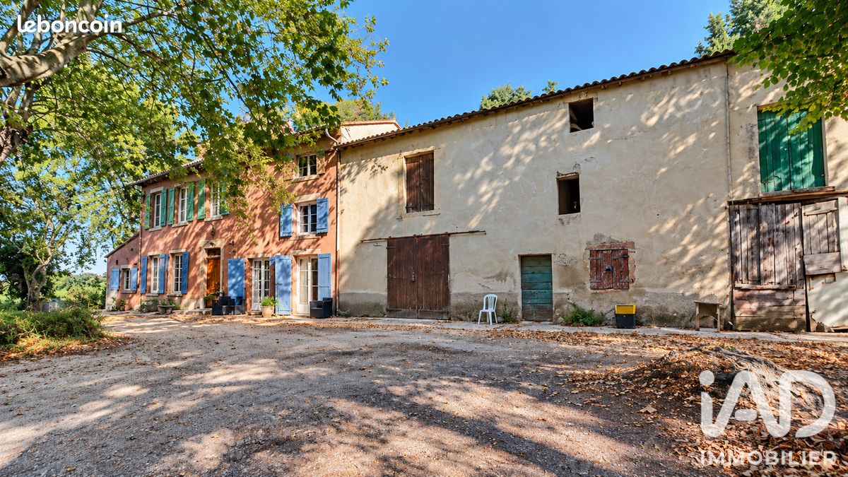 Maison 10 pièces 198 m² · au Pontet · 198 m² · 437 000 €