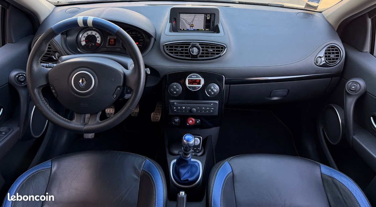 RENAULT CLIO III (2) 2.0 16V 203 RS GORDINI + 1ERE MAIN FR + FUTUR COLLECTOr (image 3)