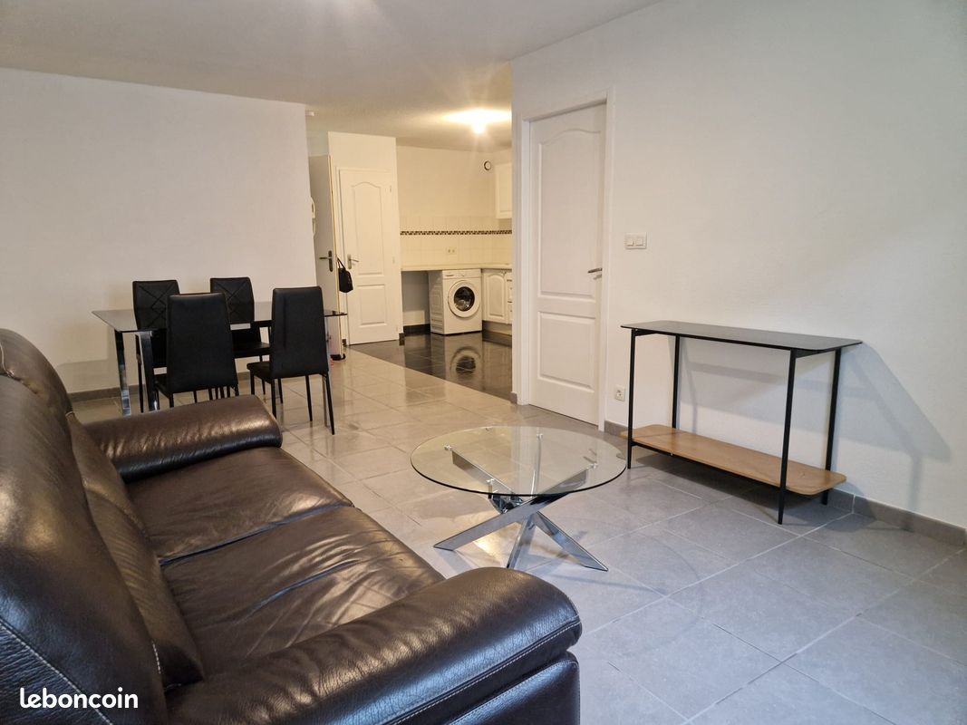 Appartement 2 pièces 50 m² · à Bessan · 50 m² · 740 €/mois