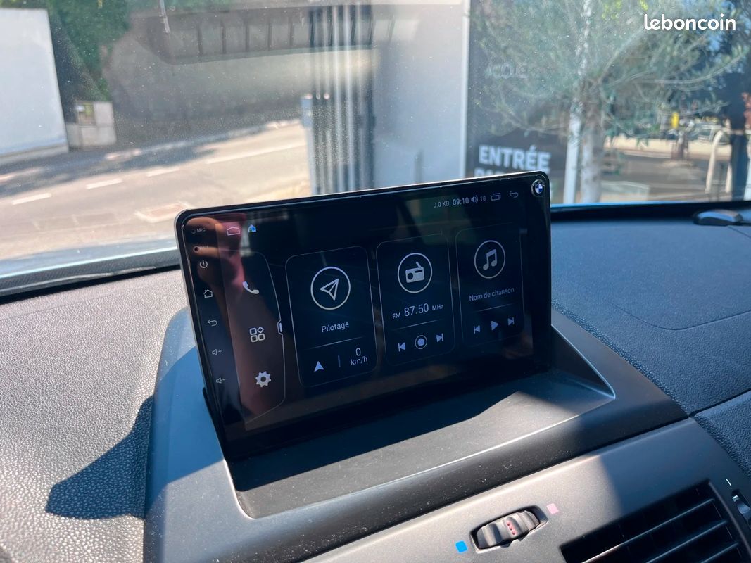 BMW X3 X3 3.0d 204 ch Confort / Moteur M57 / Attelage / CarPlay / Barre de toit / (image 25)