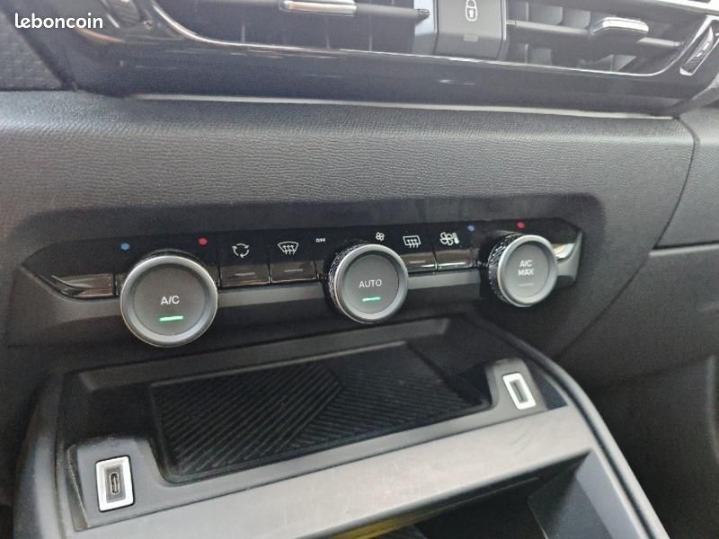 Citroen C4 PureTech 130ch S&S Feel Pack EAT8 (image 17)