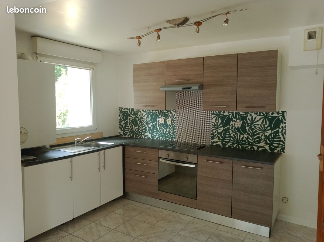 Appartement 5 pièces 90 m² · à Héricourt · 90 m² · 690 €/mois