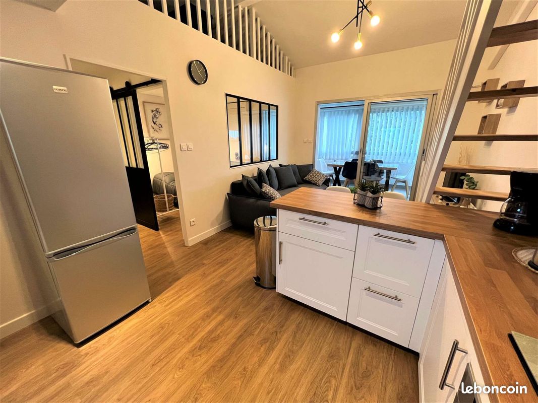 Location de vacances à SANARY SUR MER. Appartement rénové dans une résidence pour 4 personnes (image 4)
