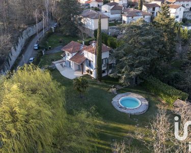 Maison 600 000 € - 179 m²