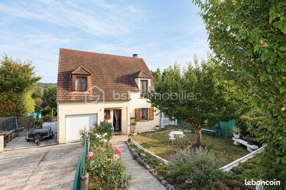 Maison 5 pièces 122 m² · à Janville-sur-Juine · 122 m² · 385 000 €