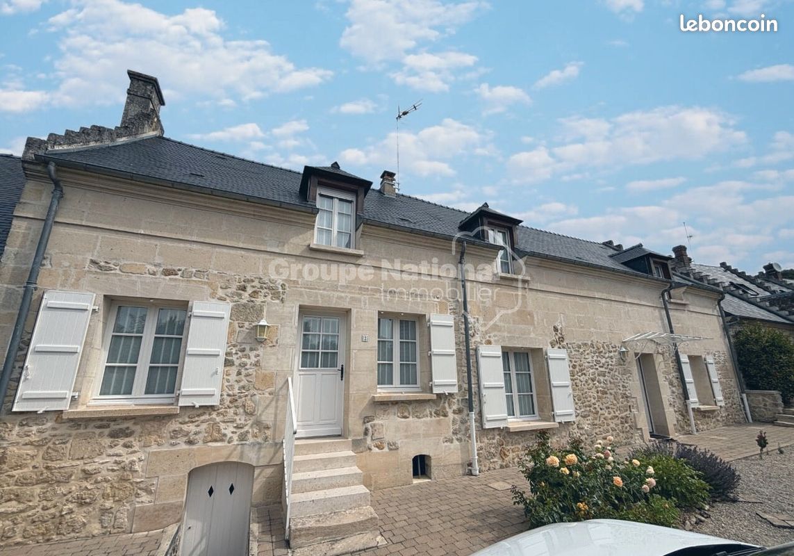 Maison 6 pièces 154 m² · à Pierrefonds · 154 m² · 364 000 €