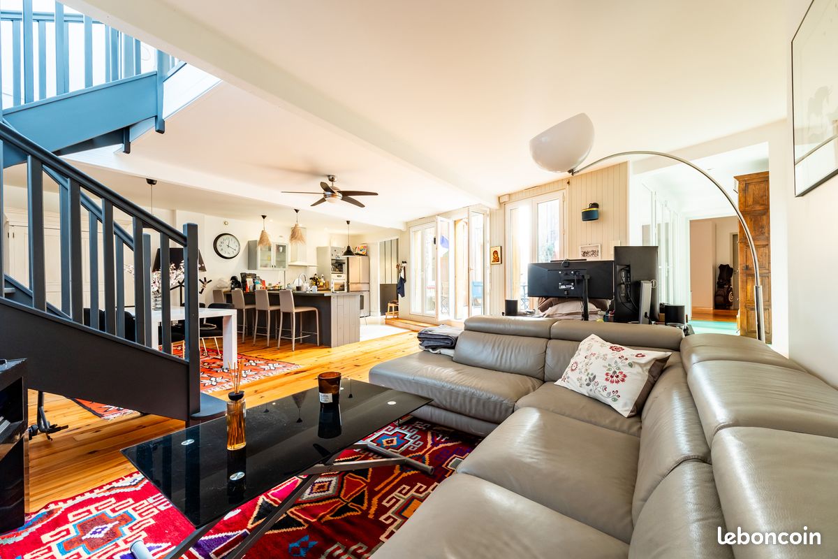 Appartement 5 pièces 142 m² · à Bordeaux · 142 m² · 846 000 €