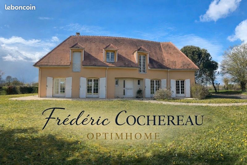 Maison 7 pièces 245 m² · à Beaufay · 245 m² · 435 000 €