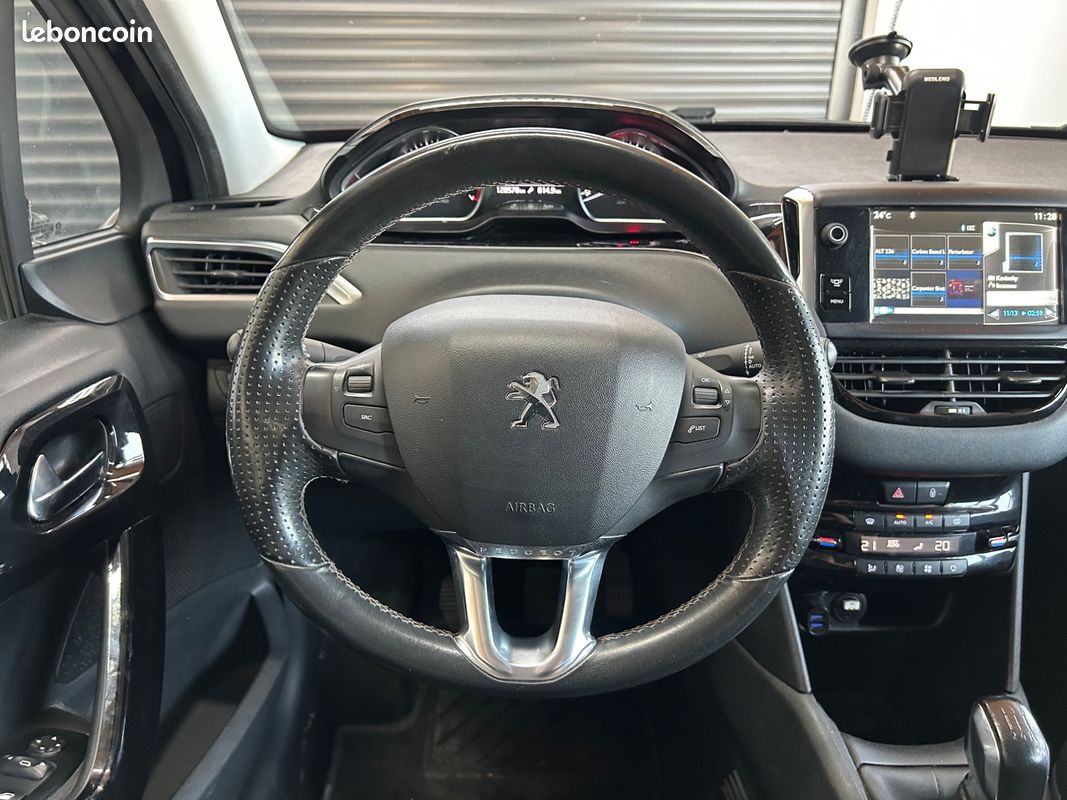 PEUGEOT 208 GENERATION-I 1.6 VTI 120 Ch ALLURE (image 18)