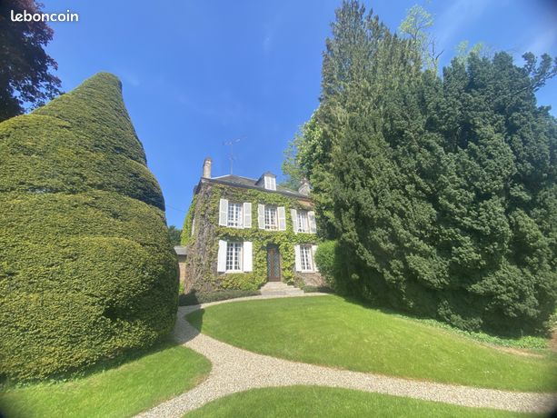 Propriété 9 pièces 256 m²