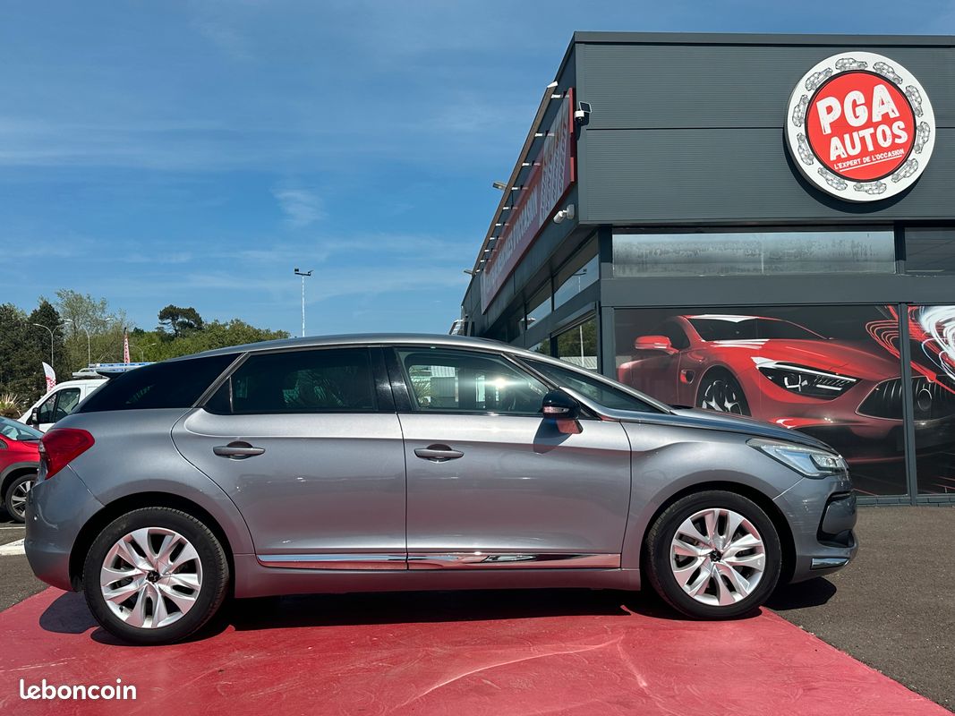 DS DS5 2.0 L Blue-HDi 180 CH "Executive" Boite automatique EAT6 (image 9)