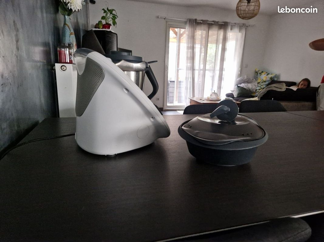 Thermomix Vorwerk tm6 ou TM6 (image 2)