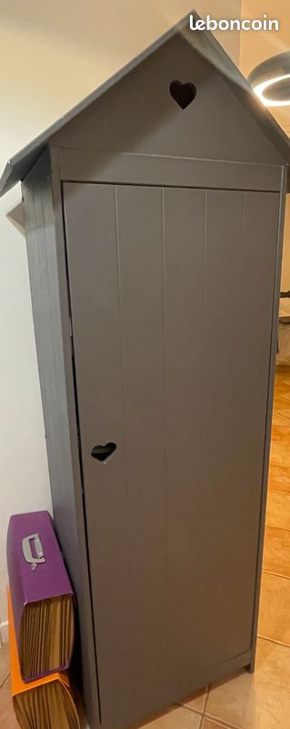 Armoire de rangement pour enfant (image 1)