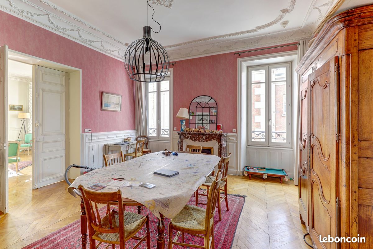 Appartement 7 pièces 195 m² · à Clermont-Ferrand · 195 m² · 495 000 €