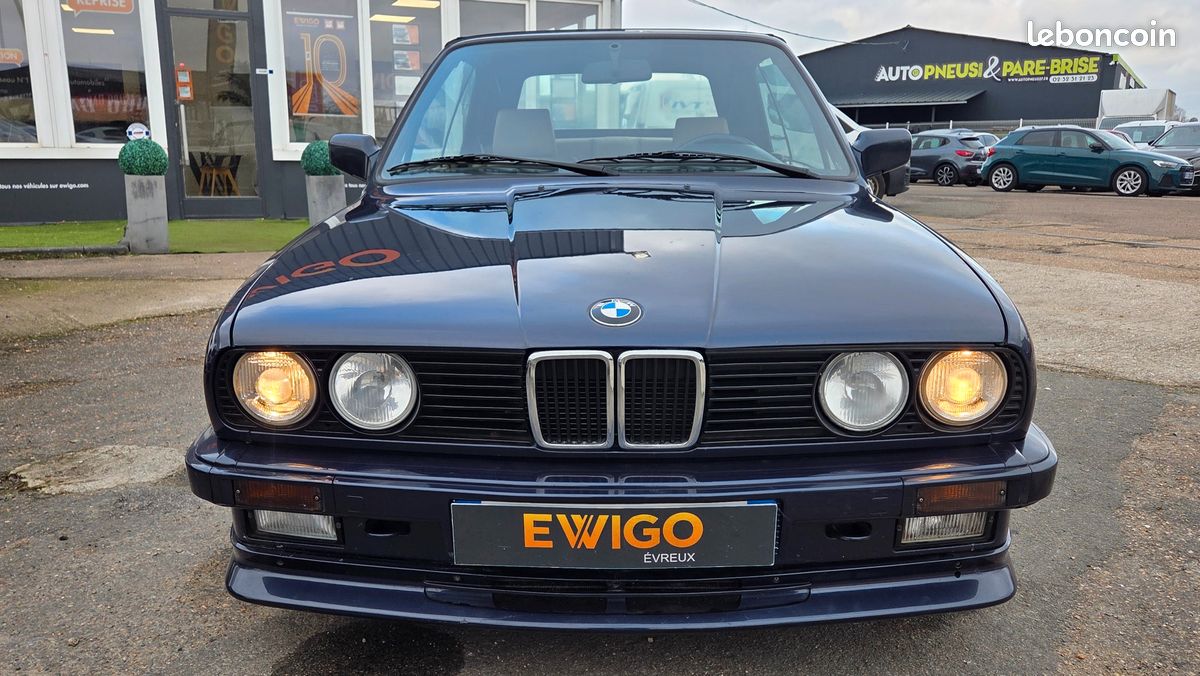 BMW SÉRIE 3 CABRIOLET 325I 171CH - INTÉRIEUR CUIR - JANTES BORDET - ÉCHAPPEMENT BOSe (image 9)