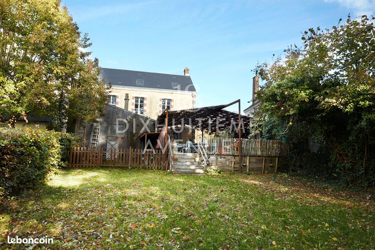 Maison 6 pièces 160 m² · à Cour-Maugis sur Huisne · 160 m² · 288 000 €