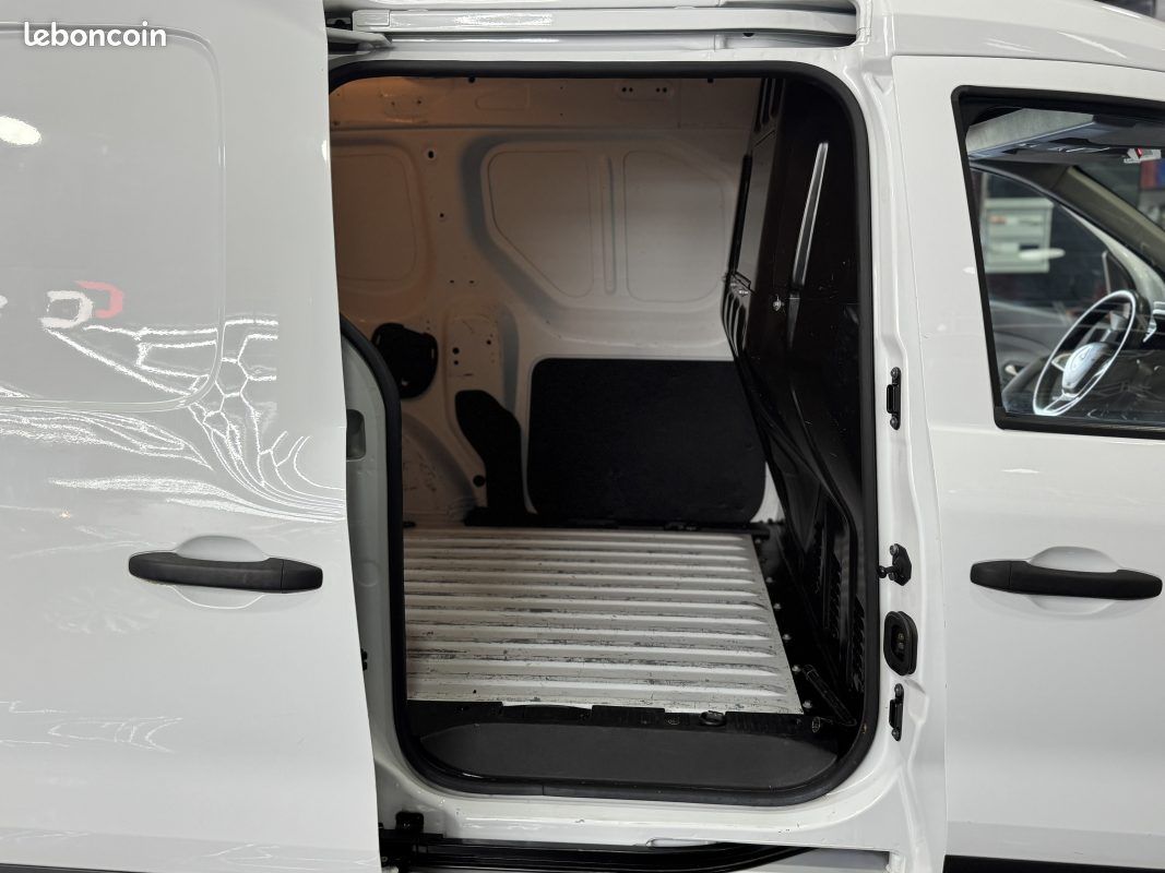 Renault express 1.5 blue dci 95ch confort 22 2022 tva recuperable (image 22)