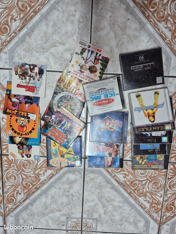 Lot de 150 cd (image 2)