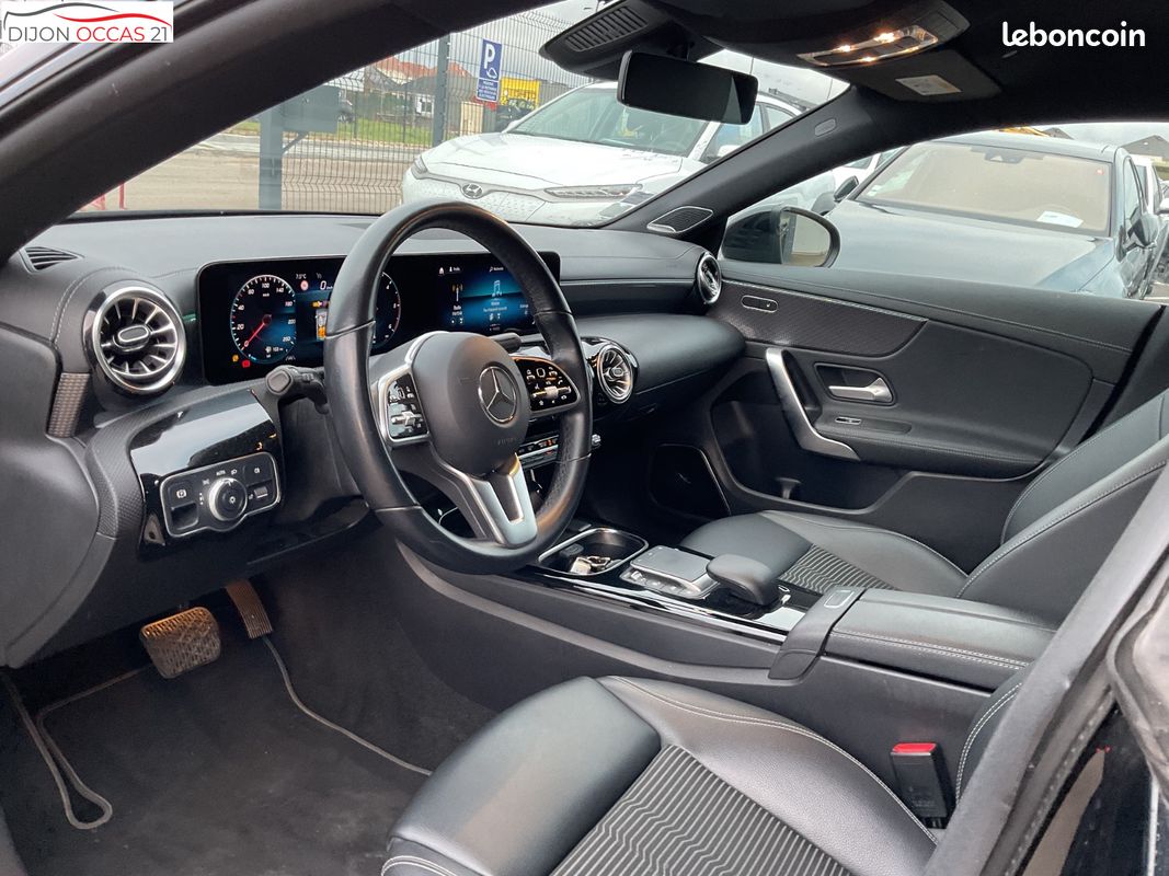 MERCEDES CLA SHOOTING BRAKE 200 d 8G-DCT AMG Line (image 13)