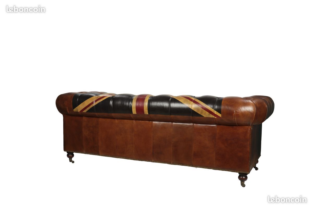 Canapé Chesterfield "Anglais" en Cuir (image 5)