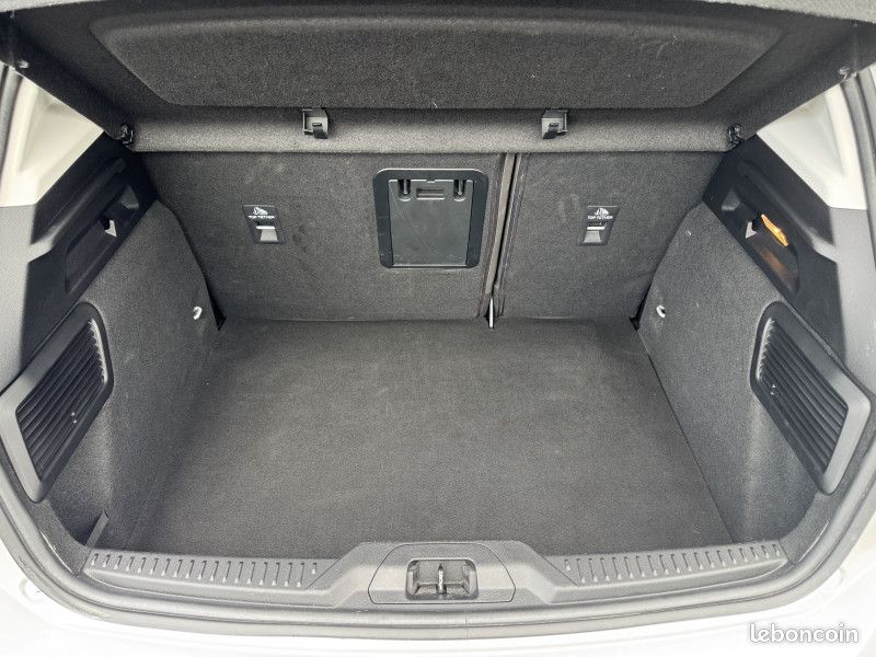 Ford FOCUS FLEXIFUEL 125CH TITANIUM X BUSINESS POWERSHIFT / CAMÉRA / 1ÈRE MAIN / 49 000 KM (image 25)