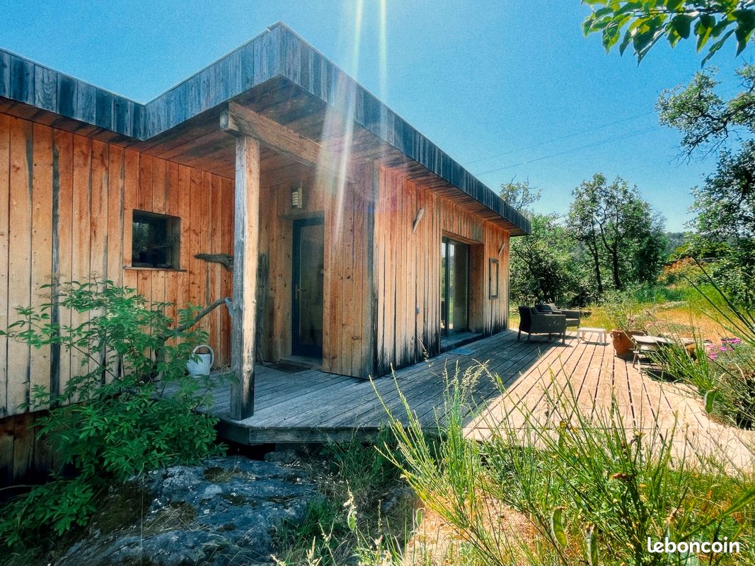 Maison 4 pièces 105 m² · à Ailhon · 105 m² · 270 000 €