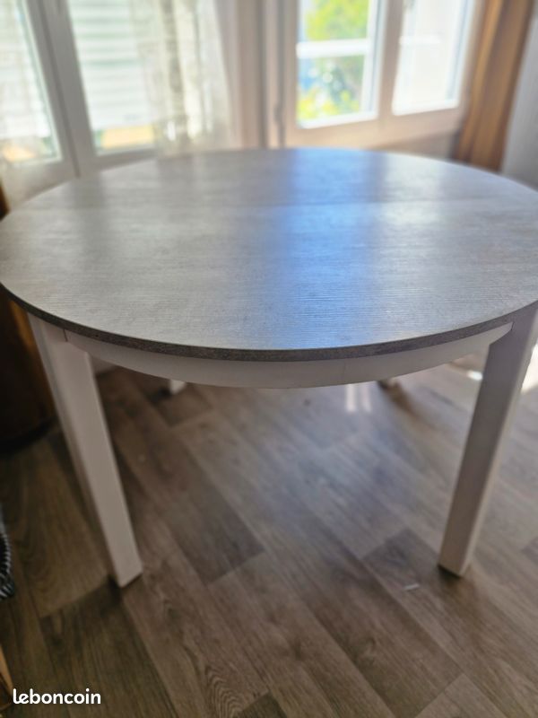 Table ronde ou ovale (image 1)