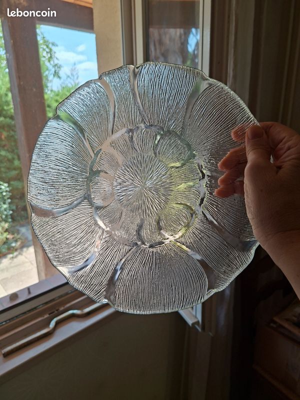Assiette "fleur" (image 1)