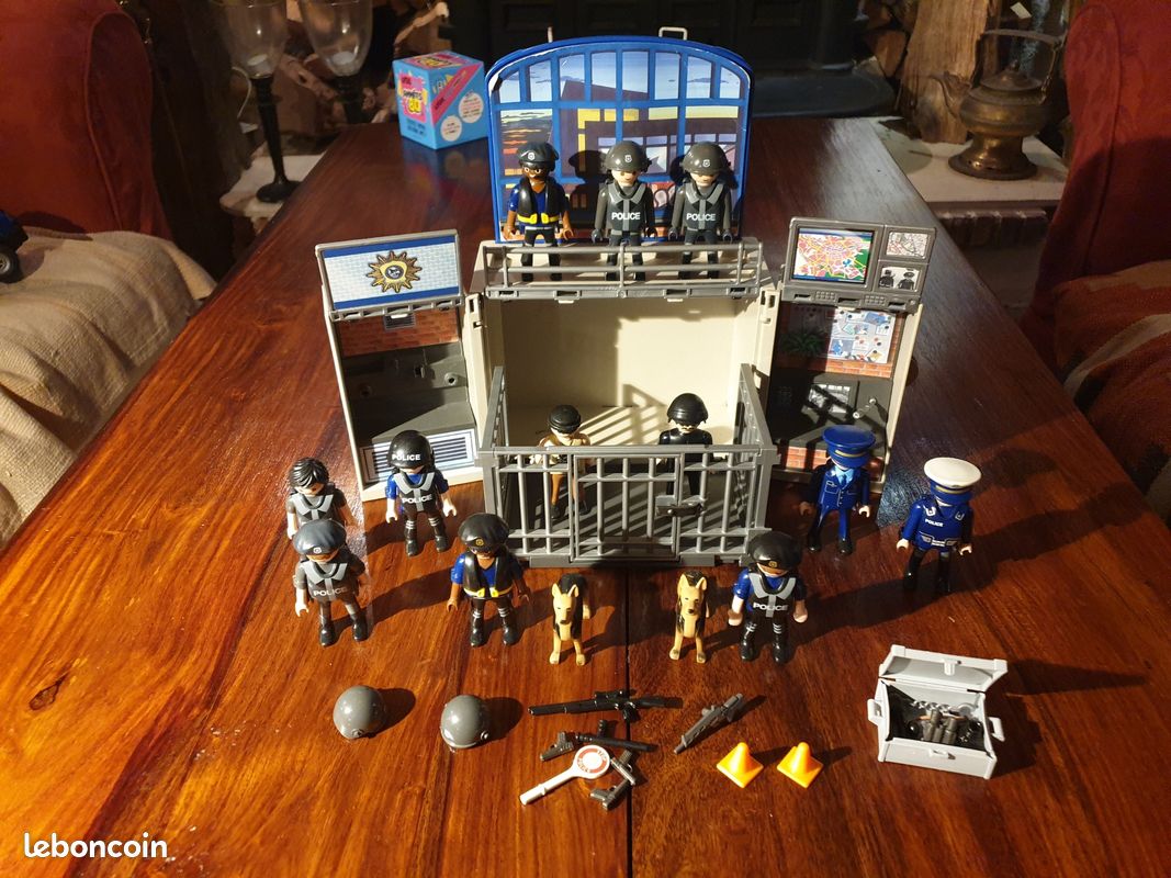 Lot de Playmobil POLICE (image 3)