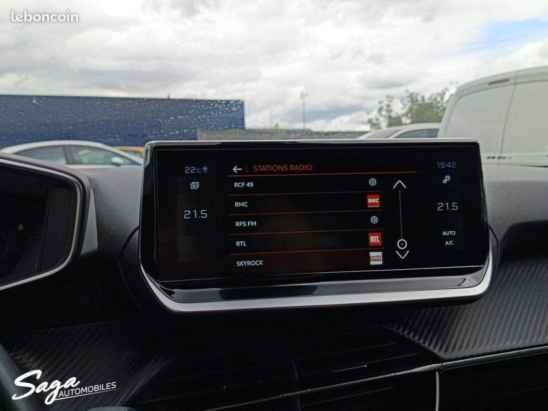 Peugeot 2008 BlueHDi 130 S&S EAT8 Allure (image 25)