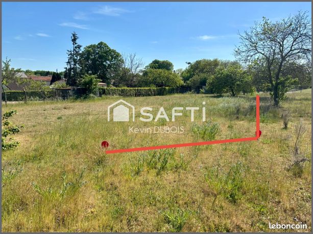 Terrain 1181 m² LENCLOITRE