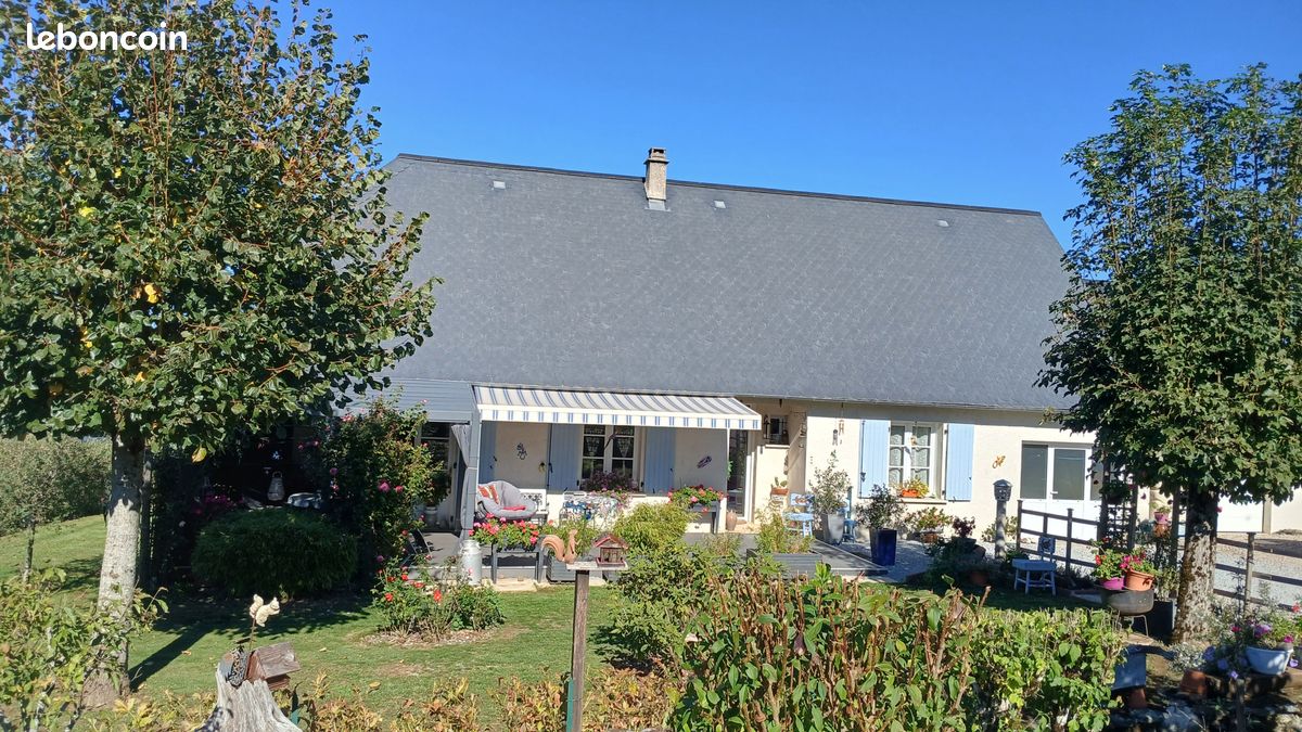 Maison 5 pièces 105 m² · à Anglards-de-Salers · 105 m² · 214 000 €