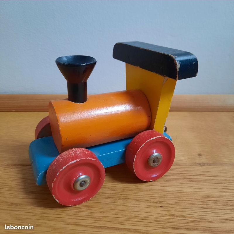Jouet Train en bois ancien (image 15)