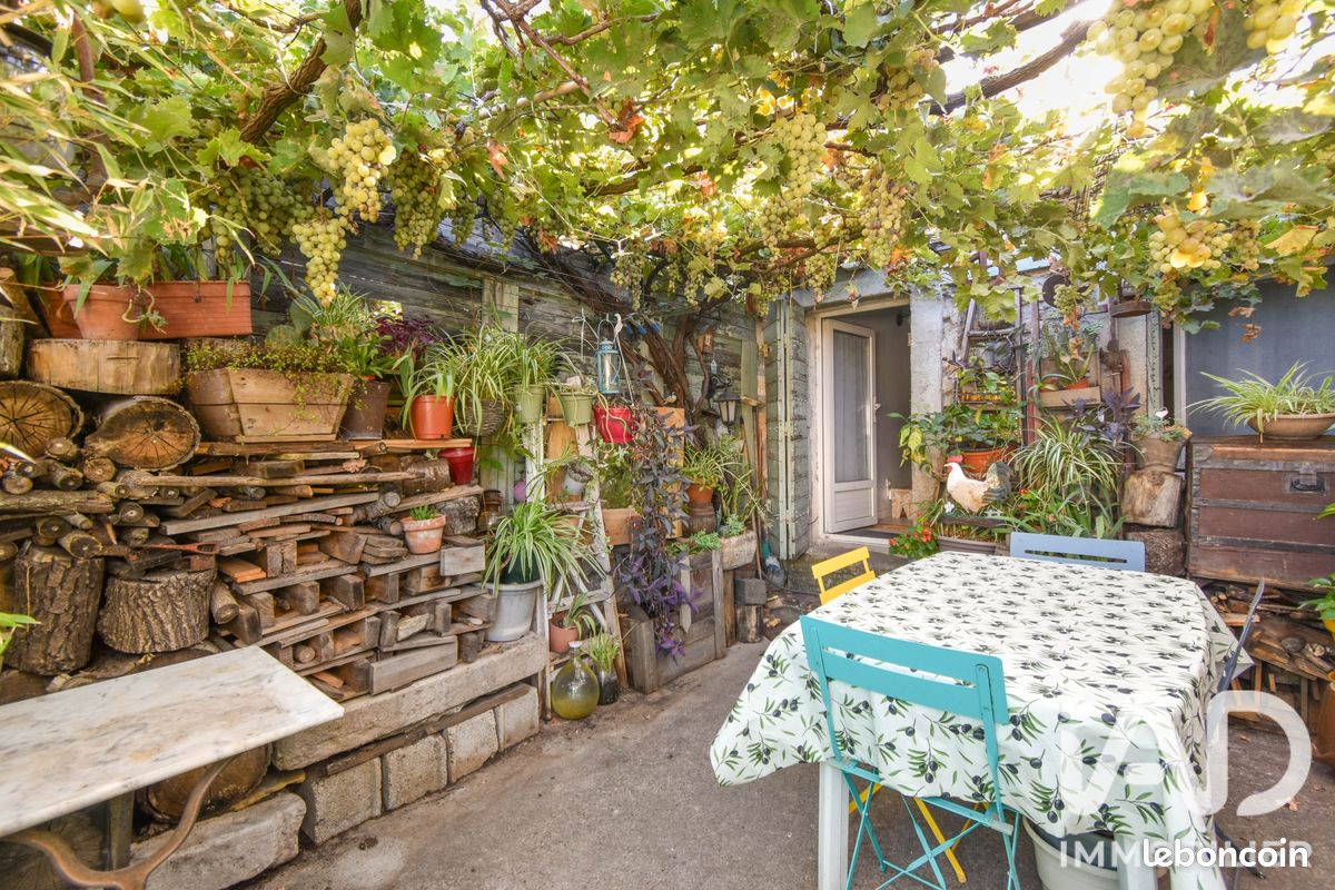 Maison 3 pièces 60 m² · à Saint-Savournin · 60 m² · 240 000 €