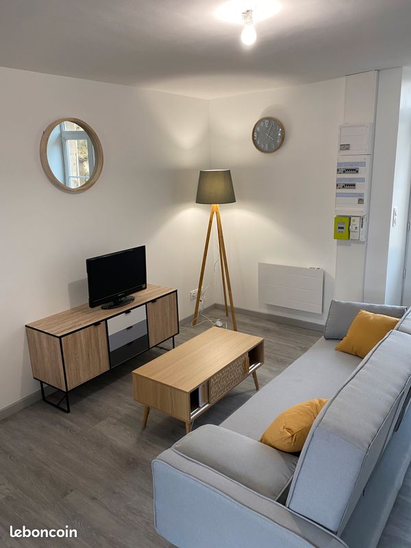 Appartement 2 pièces 38 m² · à Connerré · 38 m² · 490 €