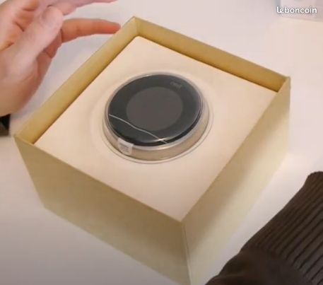 Nest Thermostat (image 2)