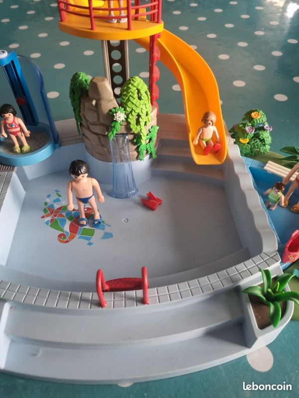 Pièce Playmobil 4858 - Haut De Douche Rouge Pour Piscine, Occasion Très Bon état