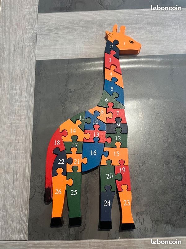PUZZLE girafe en bois coté alphabet coté chiffre (image 2)