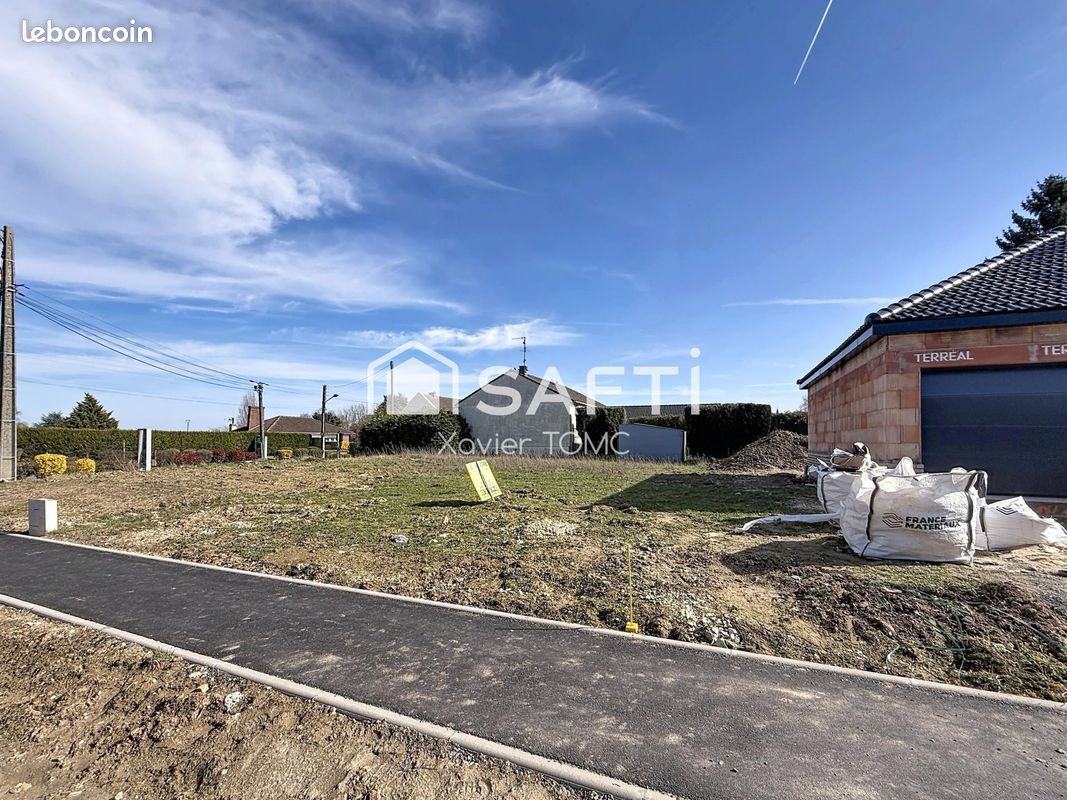Terrain 510 m² · à Bailleul-Sir-Berthoult · 510 m² · 82 000 €