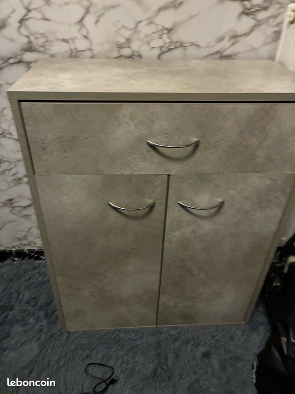 Commode/Buffet (image 2)